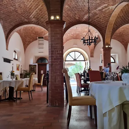 Apartment Tenuta Granducale Dolciano With Pool
